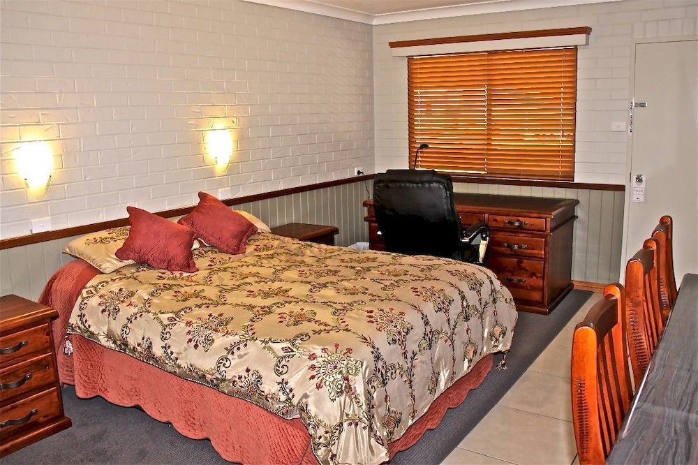 Barcaldine Country Motor Inn Ngoại thất bức ảnh