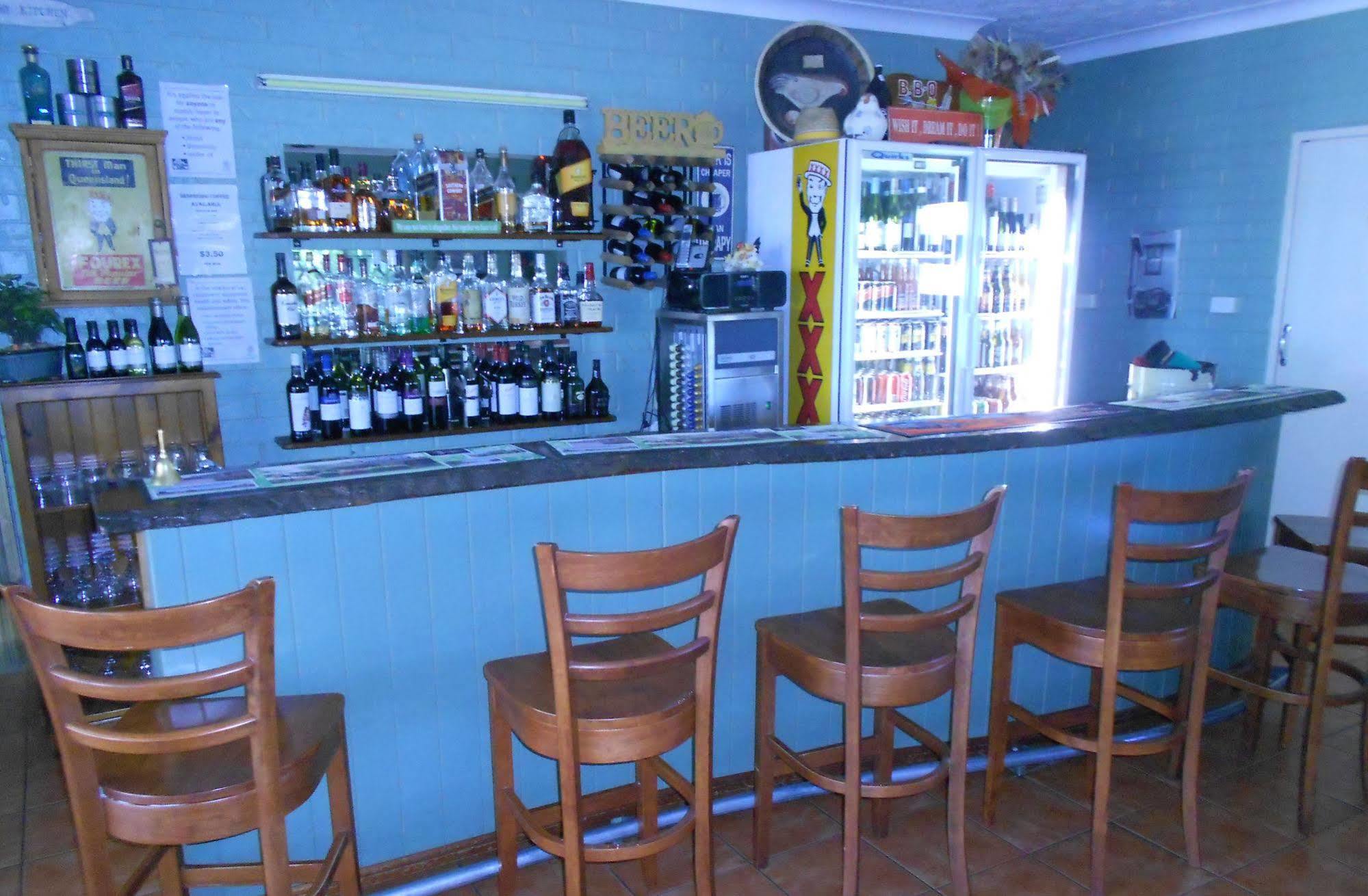 Barcaldine Country Motor Inn Ngoại thất bức ảnh